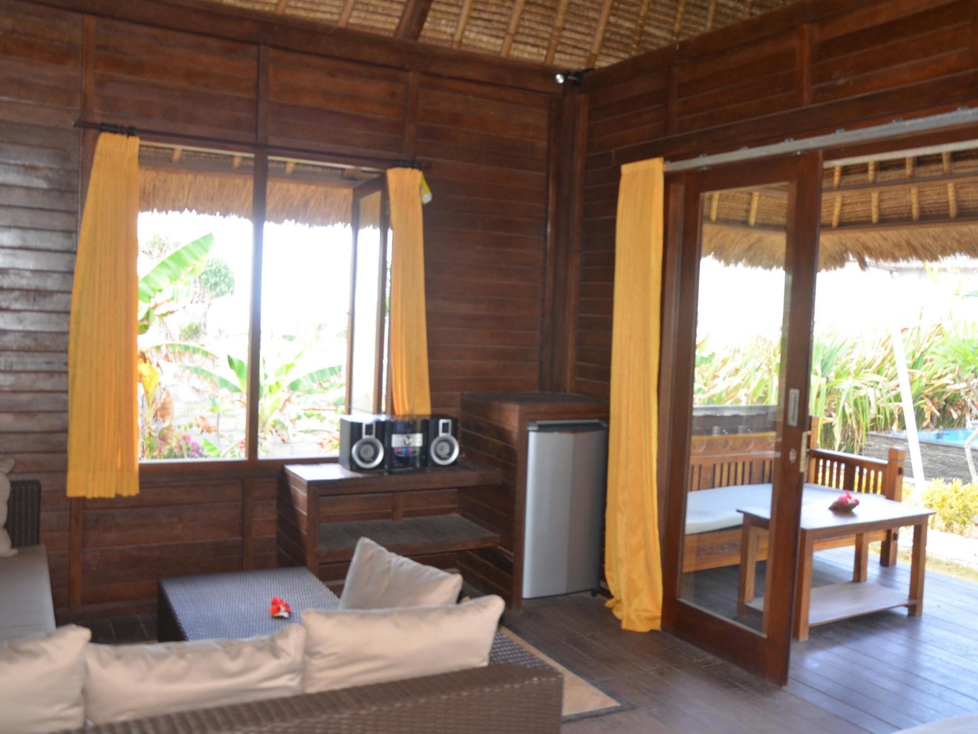 Sunset Villa Lembongan Екстериор снимка